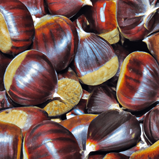 Le castagne sono frutti del castagno, un albero appartenente alla famiglia delle Fagaceae, noto per la sua bellezza ma anche per i suoi frutti deliziosi e versatili.Le castagne sono state un alimento fondamentale per molte culture in tutto il mondo per secoli.Le castagne sono una fonte preziosa di nutrienti essenziali. Sono ricche di carboidrati complessi, fibre, vitamina C, vitamina B6, potassio e magnesio. Sono anche a basso contenuto di grassi e contengono una buona quantità di proteine.